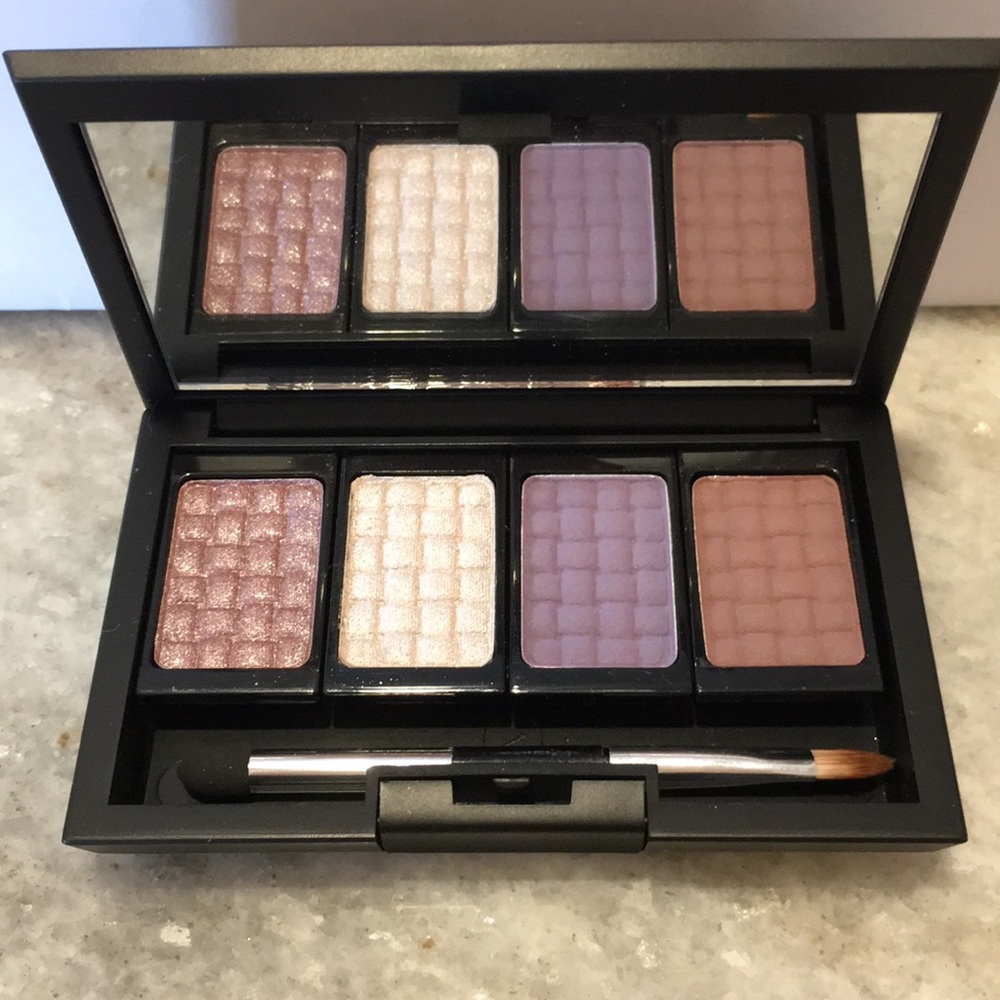 doucce Freematic Eyeshadow Quad - Sweet Dreams